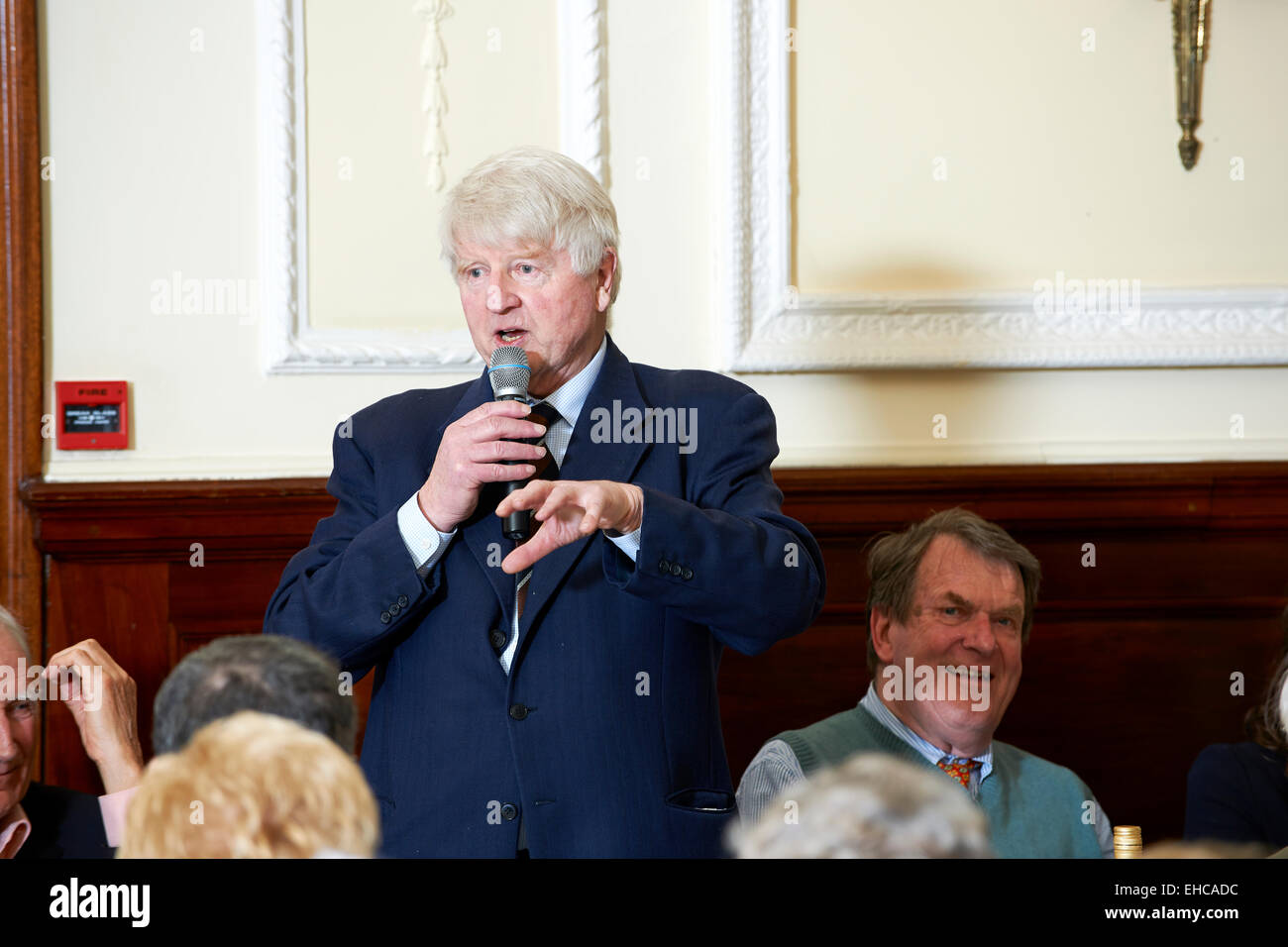 Stanley Johnson in den Oldie literarischen Mittagessen 03.10.15 Stockfoto