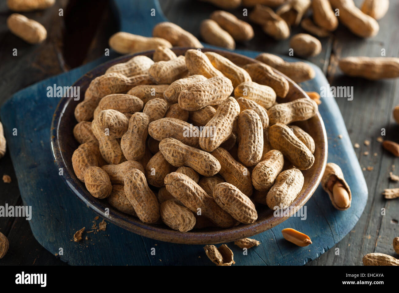 Gesalzene geröstete geschälte Erdnüsse essfertig Stockfoto