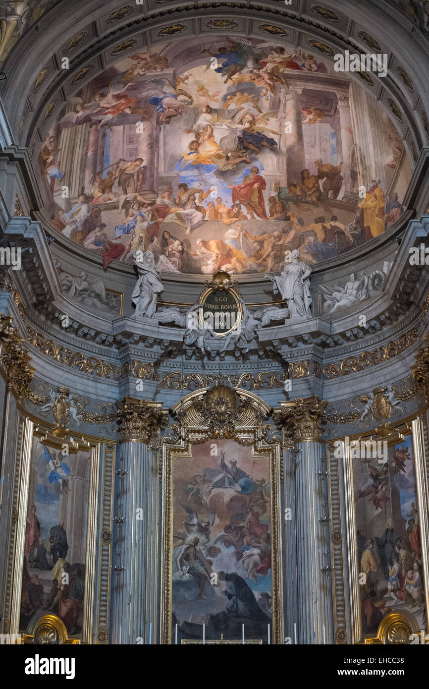 Die Kirche St. Ignatius von Loyola auf dem Campus Martius in Rom. (Chiesa di Sant'Ignazio di Loyola in Campo Marzio). Innenraum. Stockfoto