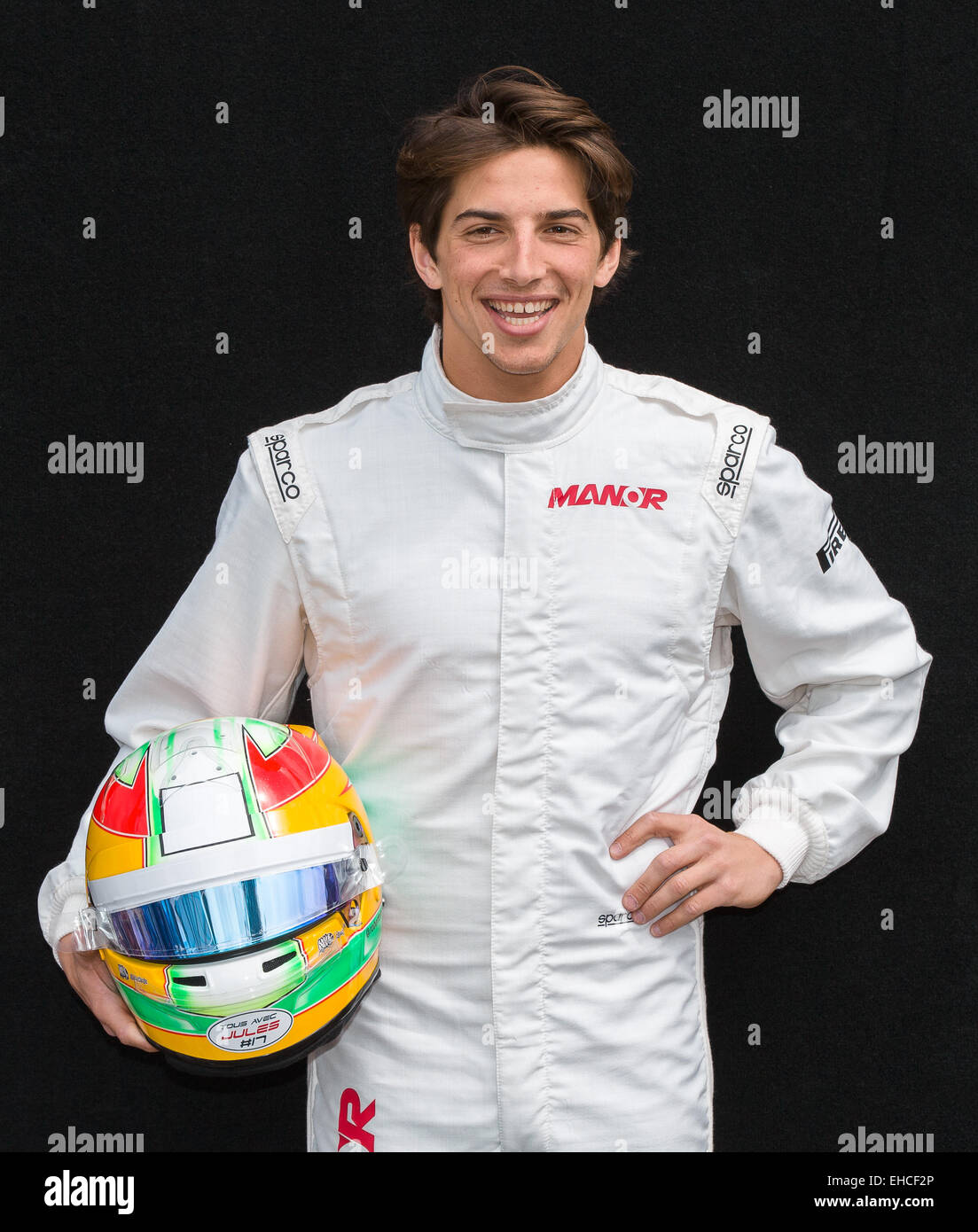 Albert Park, Melbourne, Australien. 12. März 2015. Roberto Merhi (ESP) von Manor Marussia Team Pose in der Fahrerwertung Fotosession auf der 2015 Australian Formula One Grand Prix im Albert Park in Melbourne, Australien. Sydney Low/Cal Sport Media/Alamy Live-Nachrichten Stockfoto