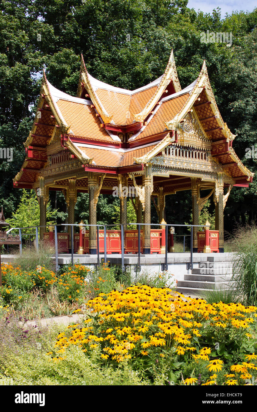 Sala Thai-Pavillon, Thai Tempel im Kurpark von Bad Homburg, Hessen, Deutschland Stockfoto