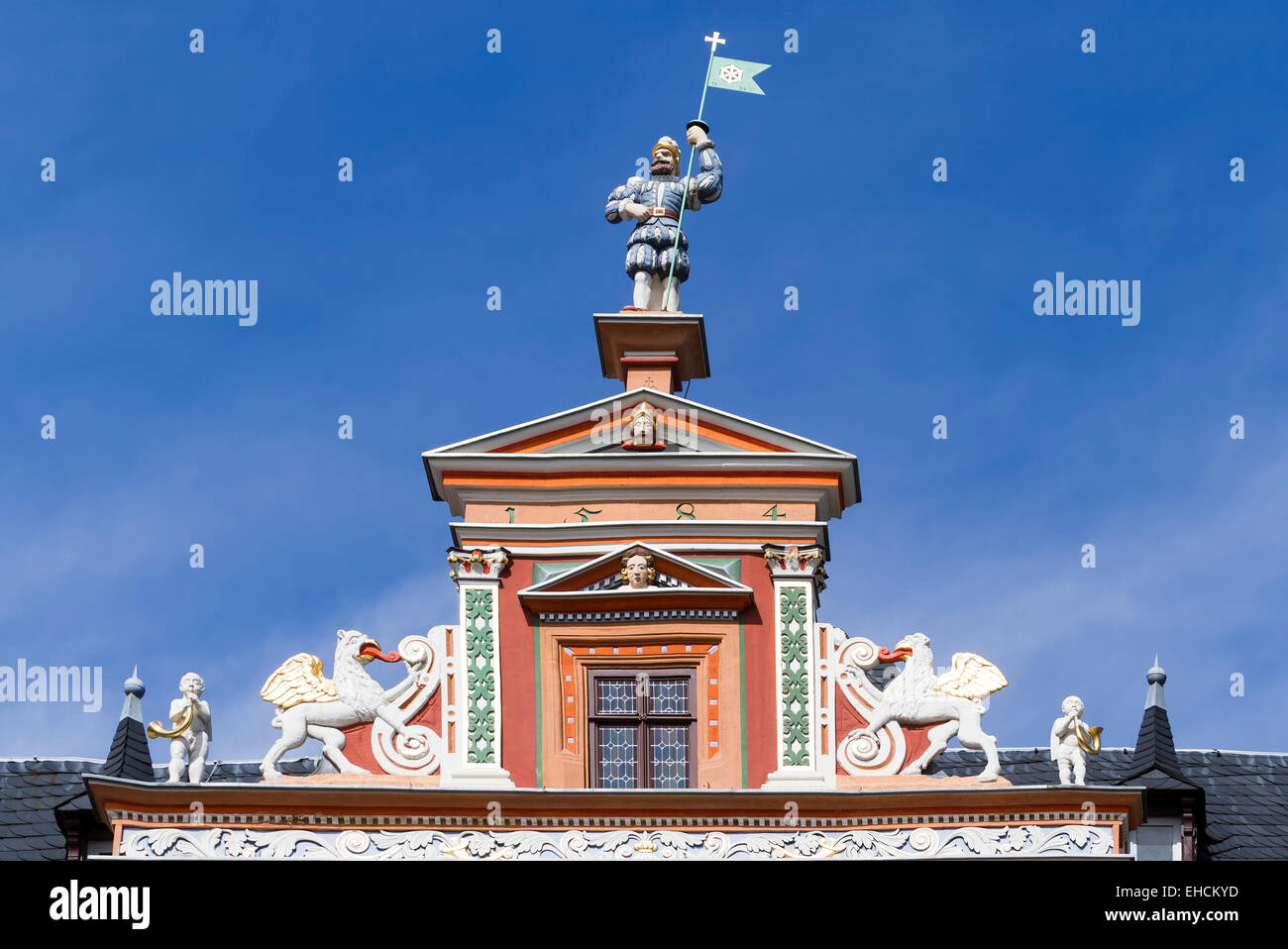 Giebel Dekorationen auf dem historischen "Haus Zum Breiten Herd", Renaissanceschloss, Altstadt, Erfurt, Thüringen, Deutschland Stockfoto