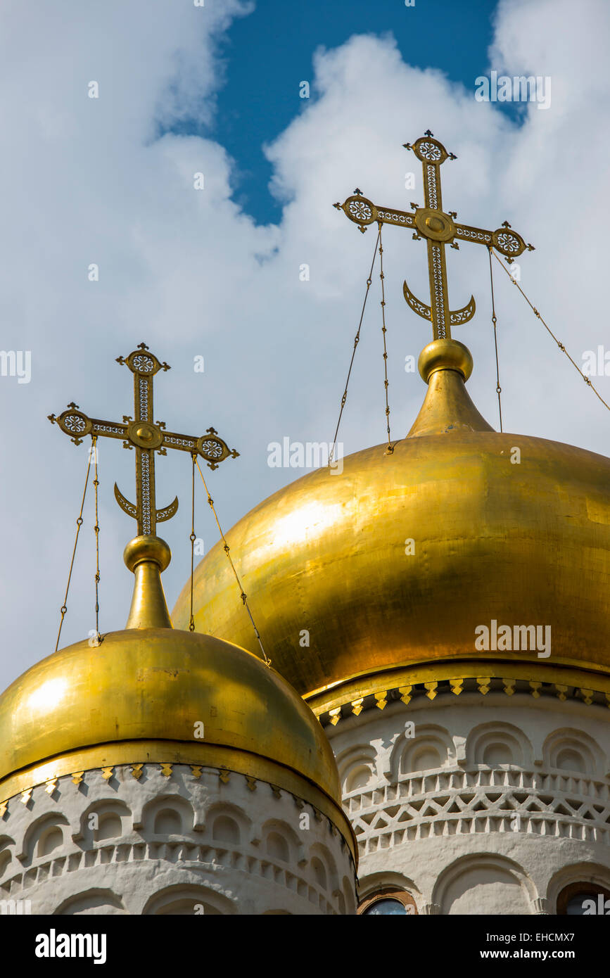 Goldene Kuppeln, Kreml, Moskau, Russland Stockfoto