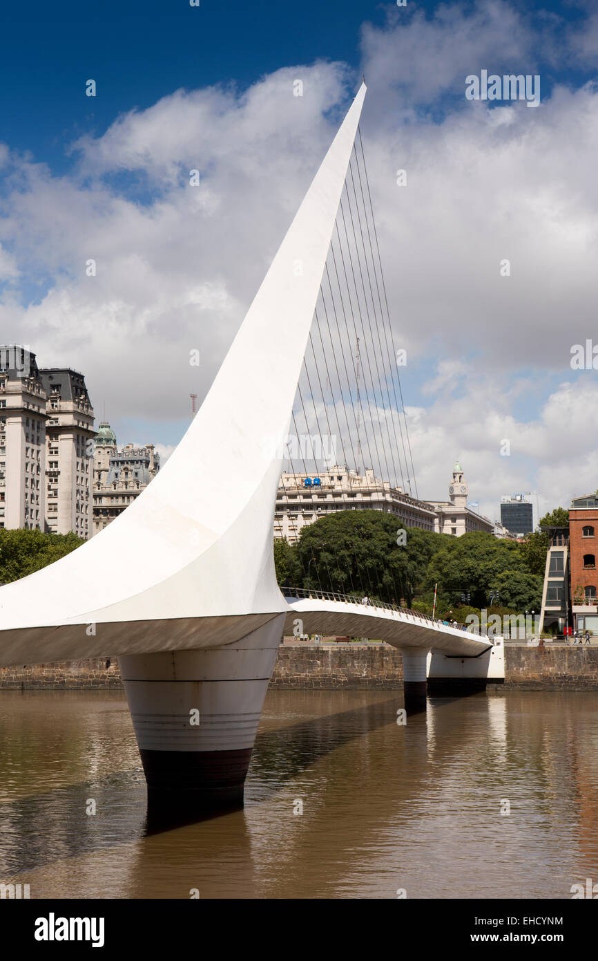 Argentinien, Buenos Aires, Puerto Madero, Puente De La Mujer, die Frauen Brücke Stockfoto