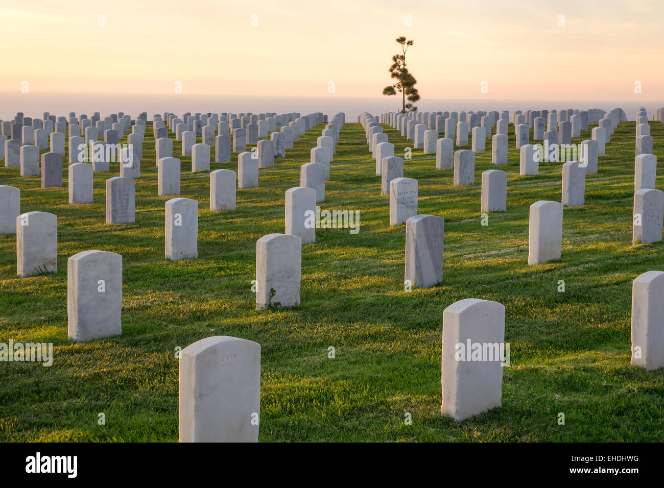 Veteran Friedhof bei Sonnenuntergang in San Diego, Kalifornien Stockfoto