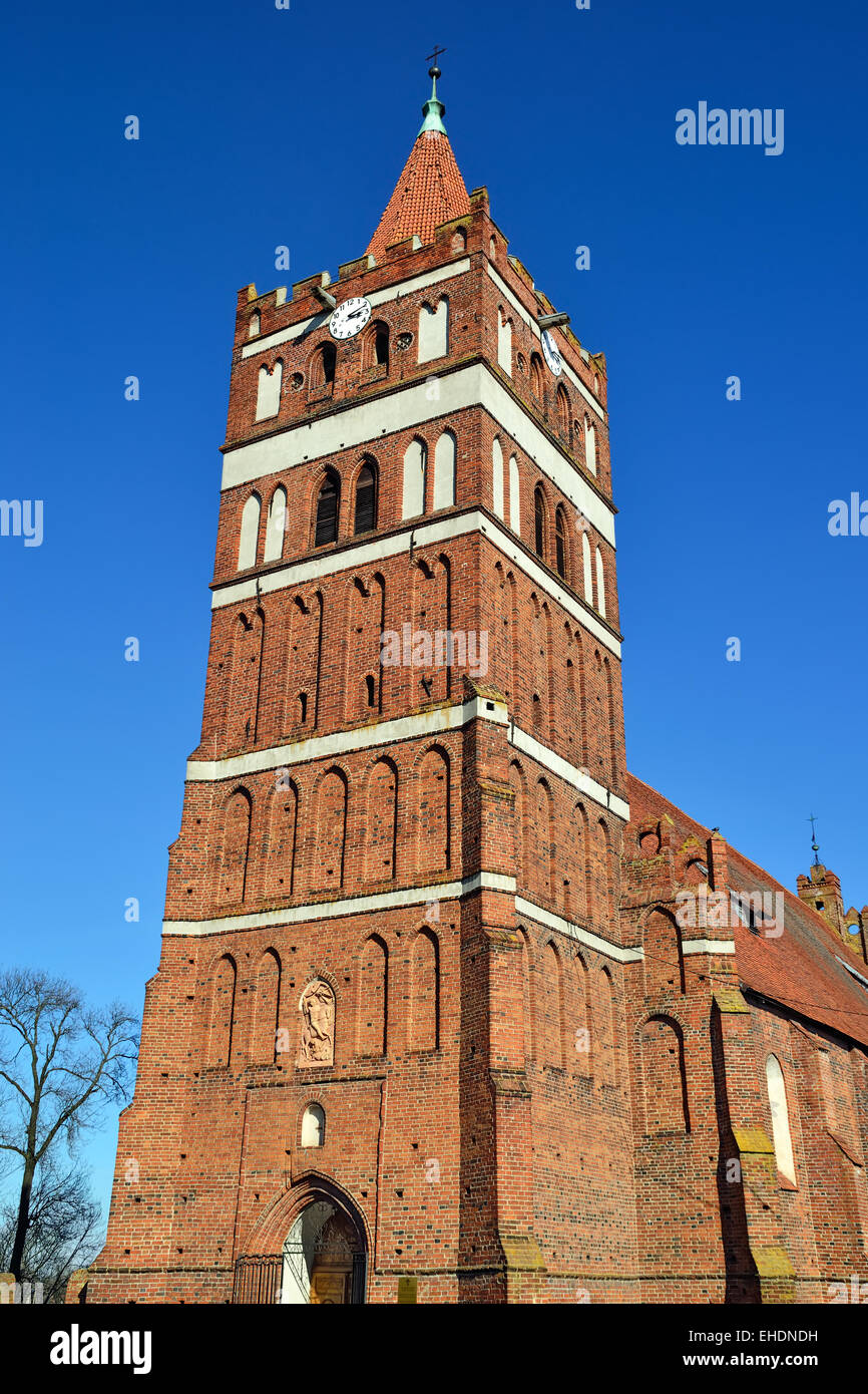 Kirche des Heiligen Georg (Kirche Friedland). Stadt Pravdinsk (vor 1946 Friedland), Oblast Kaliningrad, Russland Stockfoto