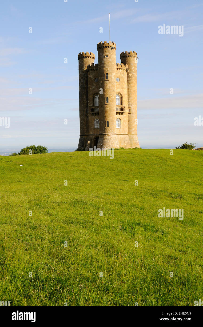 Historic Broadway Tower Torheit in der Nähe von Broadway in den Cotswolds Worcestershire England UK GB Europa Stockfoto