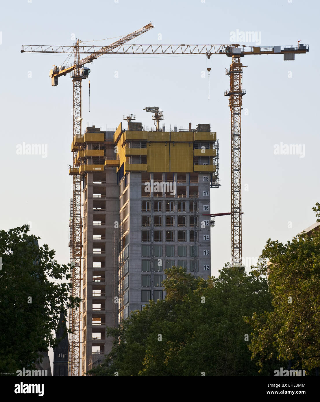 Wolkenkratzer im Bau Stockfoto