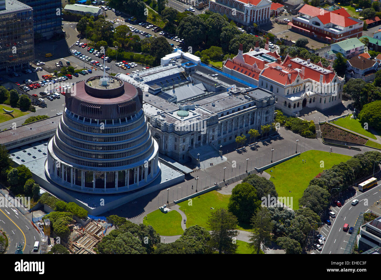Bienenstock, Parlamentsgebäude, und Parlamentsbibliothek, Parlament Gelände, Wellington, Nordinsel, Neuseeland - Antenne Stockfoto