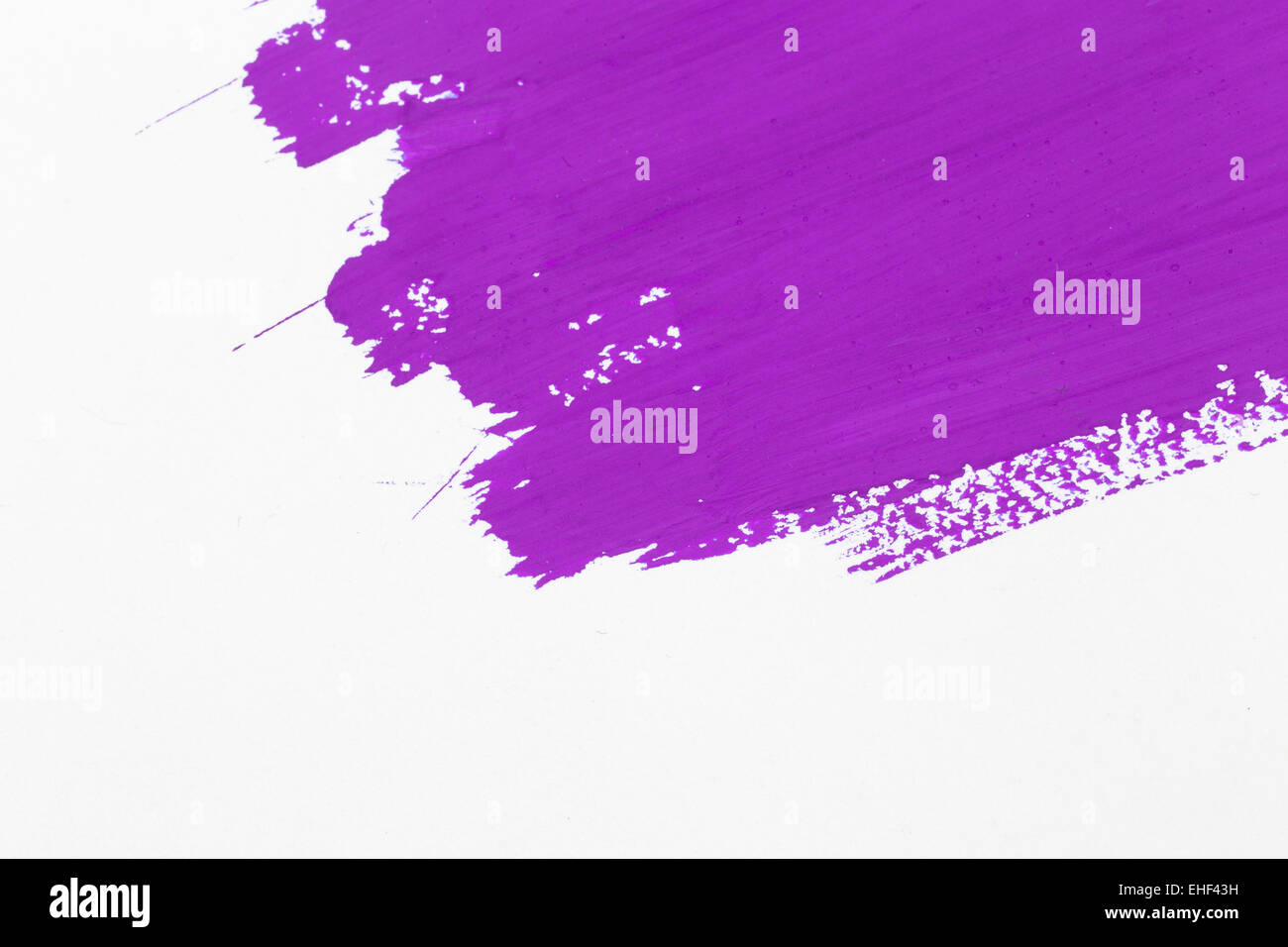 Schlaganfall lila Farbe Pinsel Farbe Wasser Aquarell isoliert auf weißem Hintergrund Stockfoto