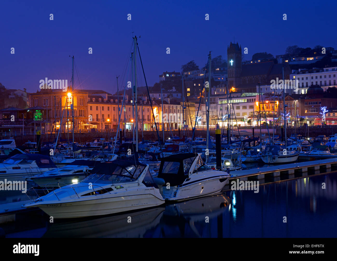 Die Marina bei Nacht, Torquay, Devon, England UK Stockfoto