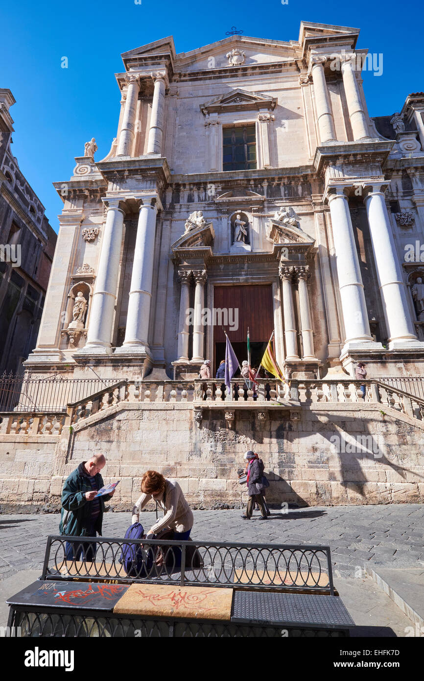 Chiesa San Francesco Borgia neben San Benedetto.  Sakralarchitektur in Catania, Sizilien, Italien. Stockfoto