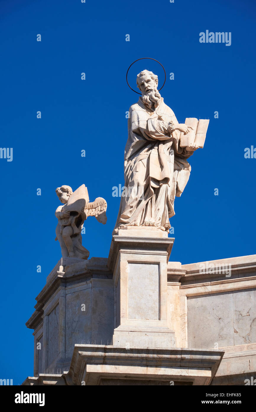 Kathedrale von St. Agatha, Catania, Sizilien. Duomo di Catania. Sakralarchitektur in Catania, Sizilien, Italien. Stockfoto