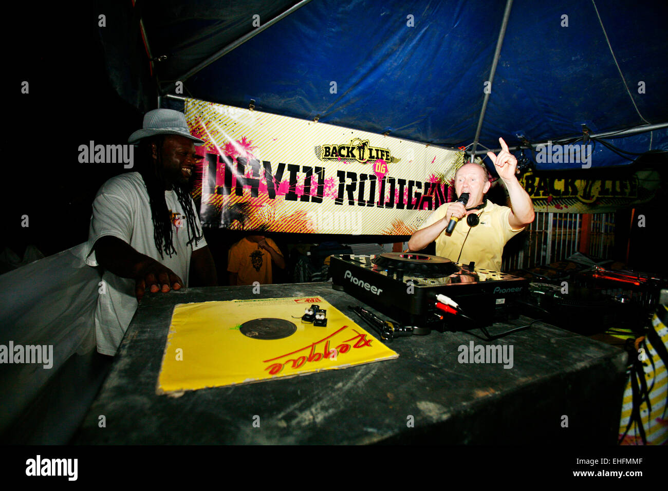 David Rodigan DJing in Antigua 2006 Stockfoto