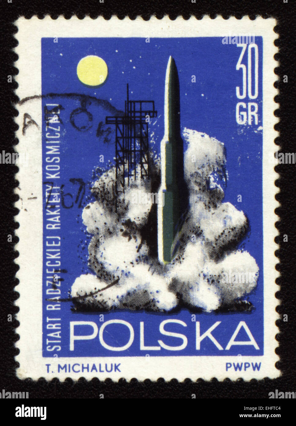 Briefmarke gedruckt in Polen zeigt Raketenstart Stockfoto