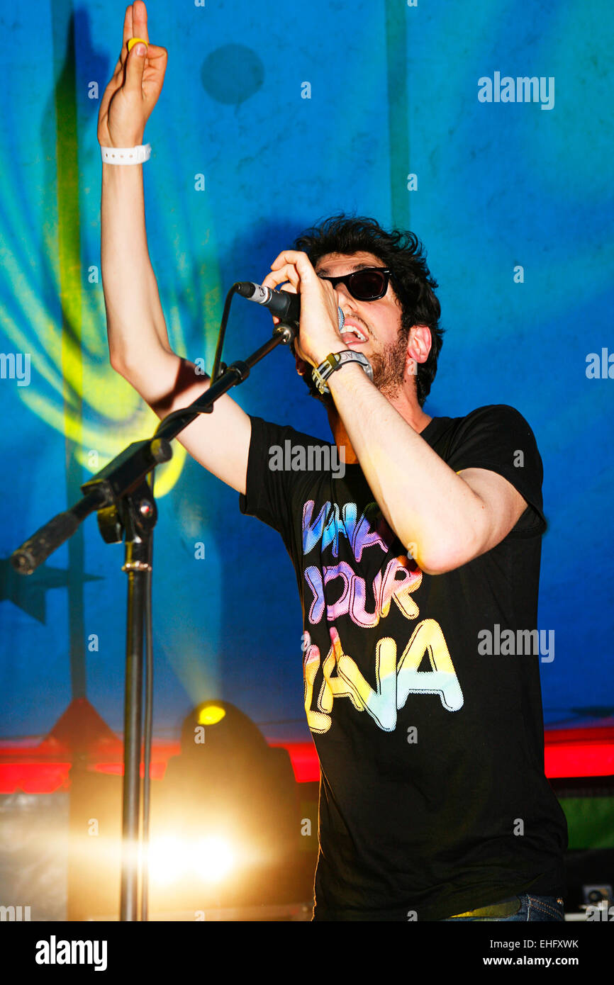 Chromeo live beim Feldtag Festival im Victoria Park in London. Stockfoto