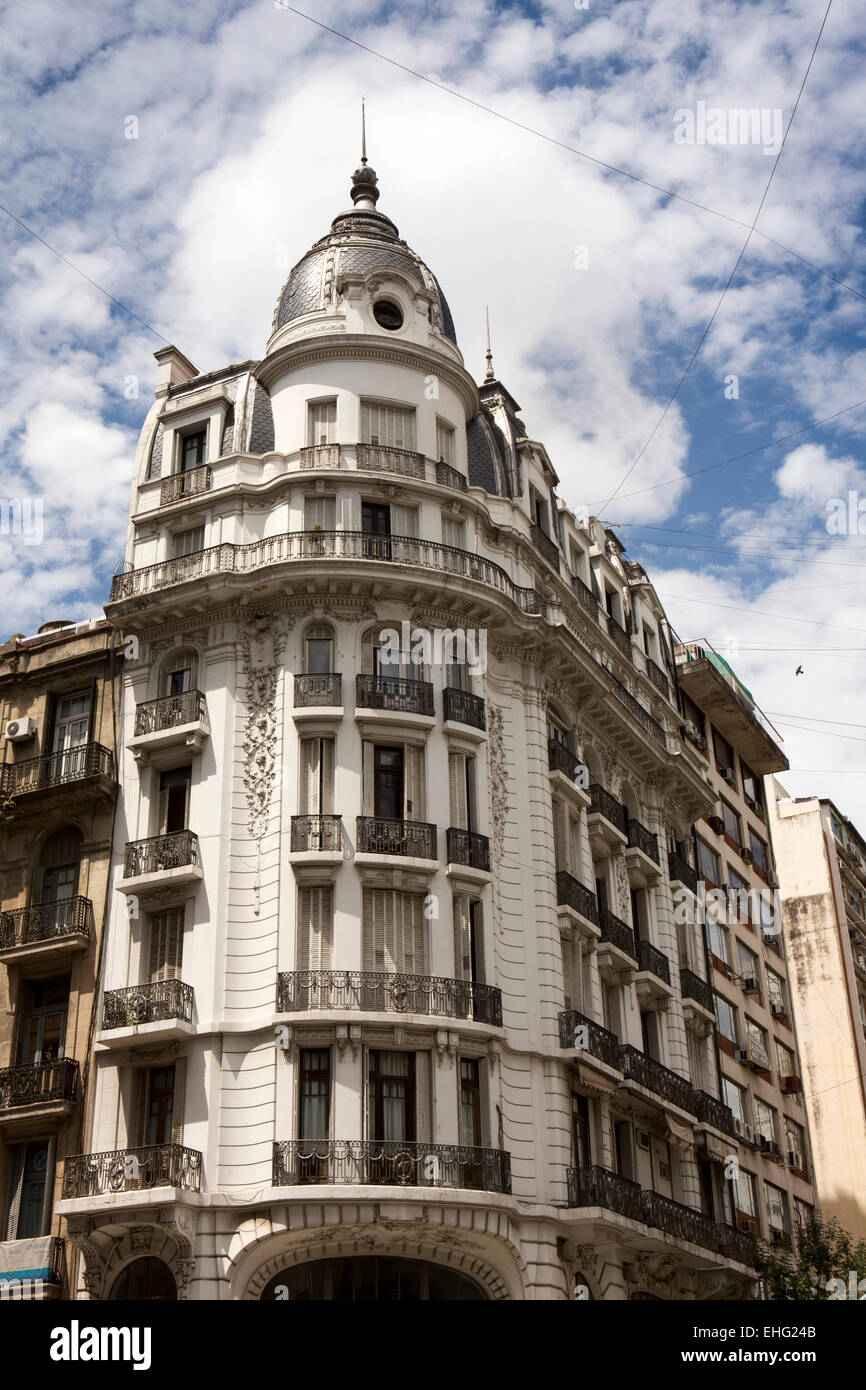 Argentinien, Buenos Aires, Belle-Epoque-Architektur, elegante Umdrehung der Jahrhundert-Gebäudemanagement Stockfoto