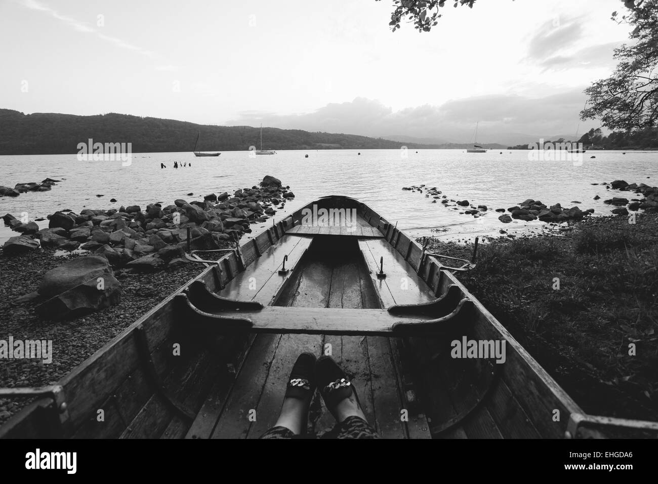 Altes Boot am Ufer des Lake, Lake District Stockfoto