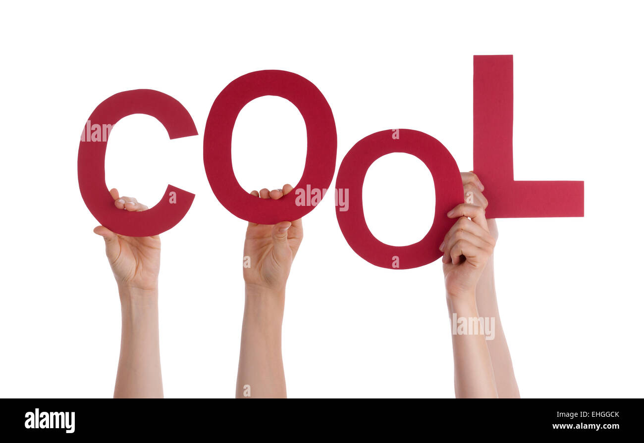 Viele kaukasische Menschen und Händen mit roten Buchstaben oder Zeichen Gebäude isoliert englische Wort Cool auf weißem Hintergrund Stockfoto