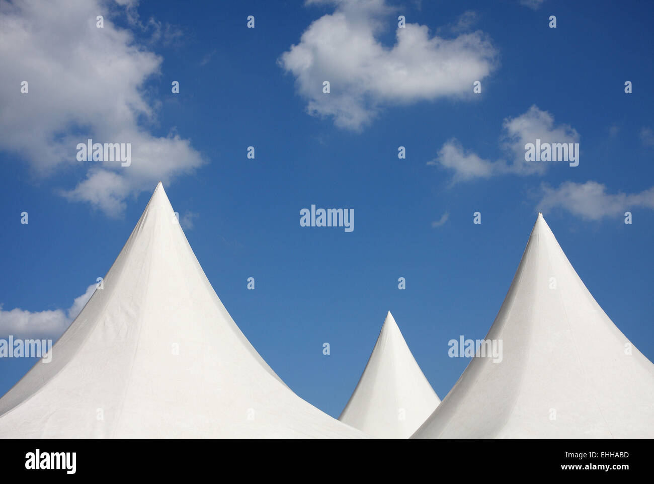 Weiße Zeltstadt Stockfoto