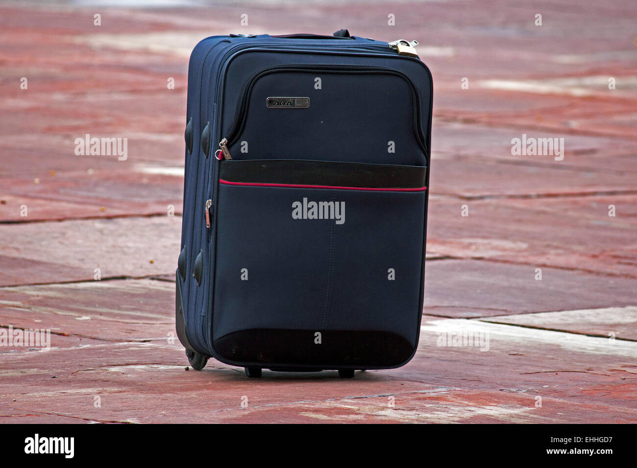 Buggys, Buggy, Farbbild, Farbbilder, Farbbild, Farbbilder, Konsum, Verbrauch, Tasche, Trolley, Reisen, Reisende, Komfort, Reisen Stockfoto