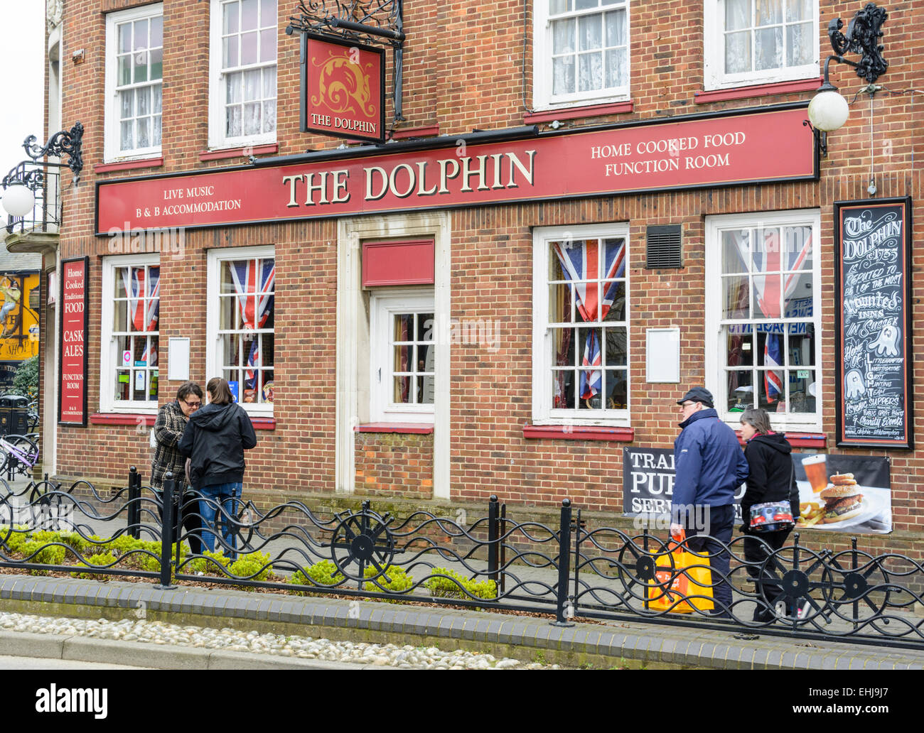 Das Dolphin Public House in Littlehampton, West Sussex, England. Stockfoto