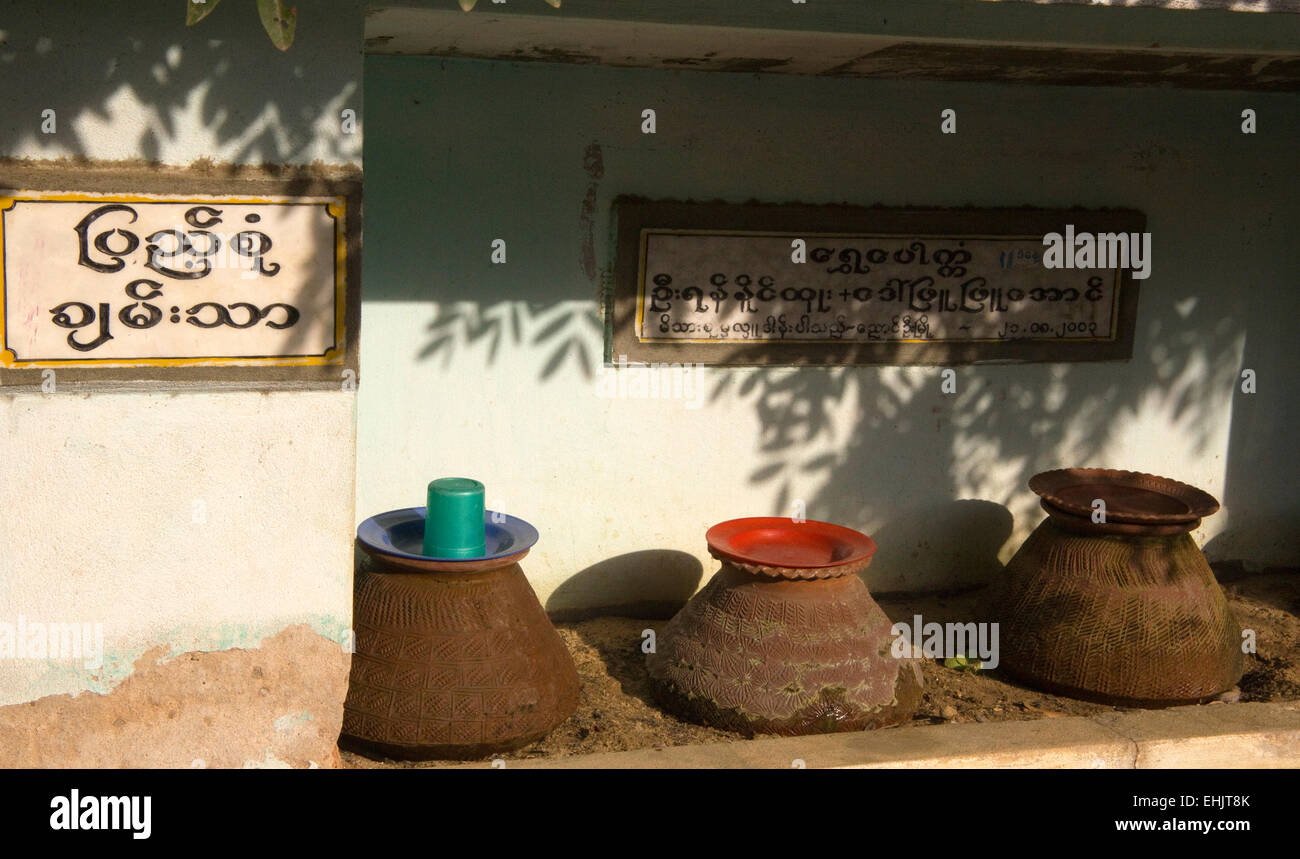Wasserkrüge Bagan Myanmar Stockfoto
