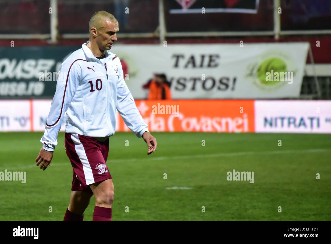 13. März 2015: Daniel Pancu #10 von Rapid Bukarest zu Beginn der Liga ich zwischen FC Rapid Bukarest ROU und FC Petrolul Ploiesti ROU an '' Giulesti – Valentin Stanescu'' Stadion, Rumänien ROU Spiel. Catalin Soare/www.sportaction.ro Stockfoto