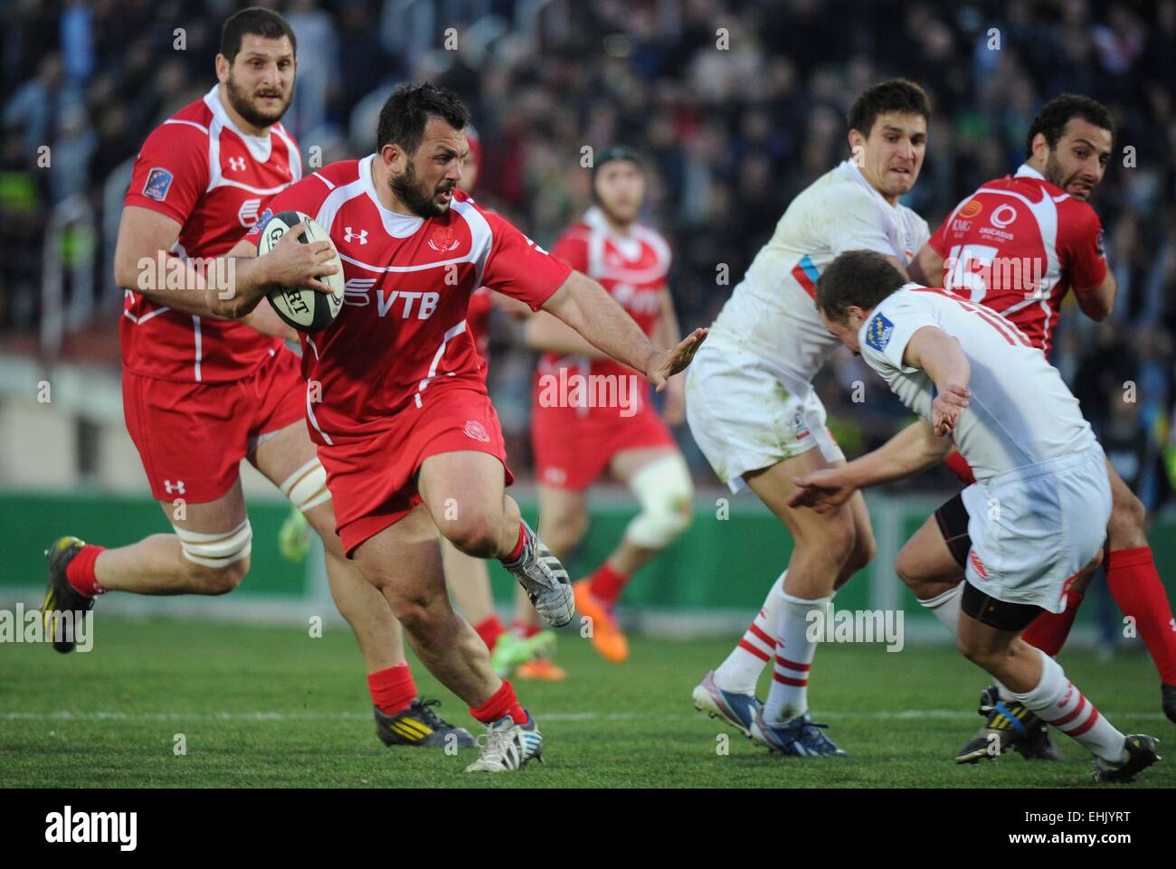 Tiflis (Tbilissi), Georgien. 14. März 2014. Asieshivili(2nd L) von Georgien tritt während des Spiels Rugby Europa Meisterschaft 2015 gegen Russland in Tiflis, Georgien, am 14. März 2014. Georgien schlug Russland 33-0. © Tamuna Kulumbegashvili/Xinhua/Alamy Live-Nachrichten Stockfoto