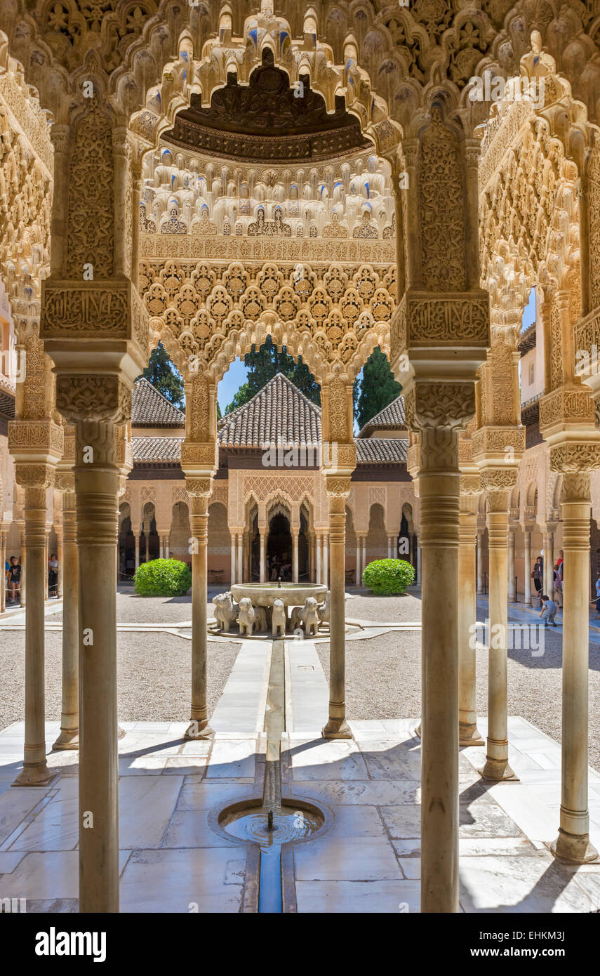 Granada, Alhambra. Patio de Los Leones (Hof der Löwen), Palacios Nazaries, Alhambra, Granada, Andalusien, Spanien Stockfoto