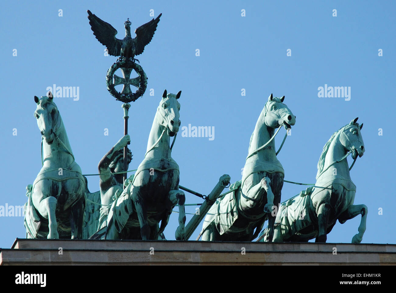 Quadriga auf dem Brandenburger Tor in Berlin. Stockfoto