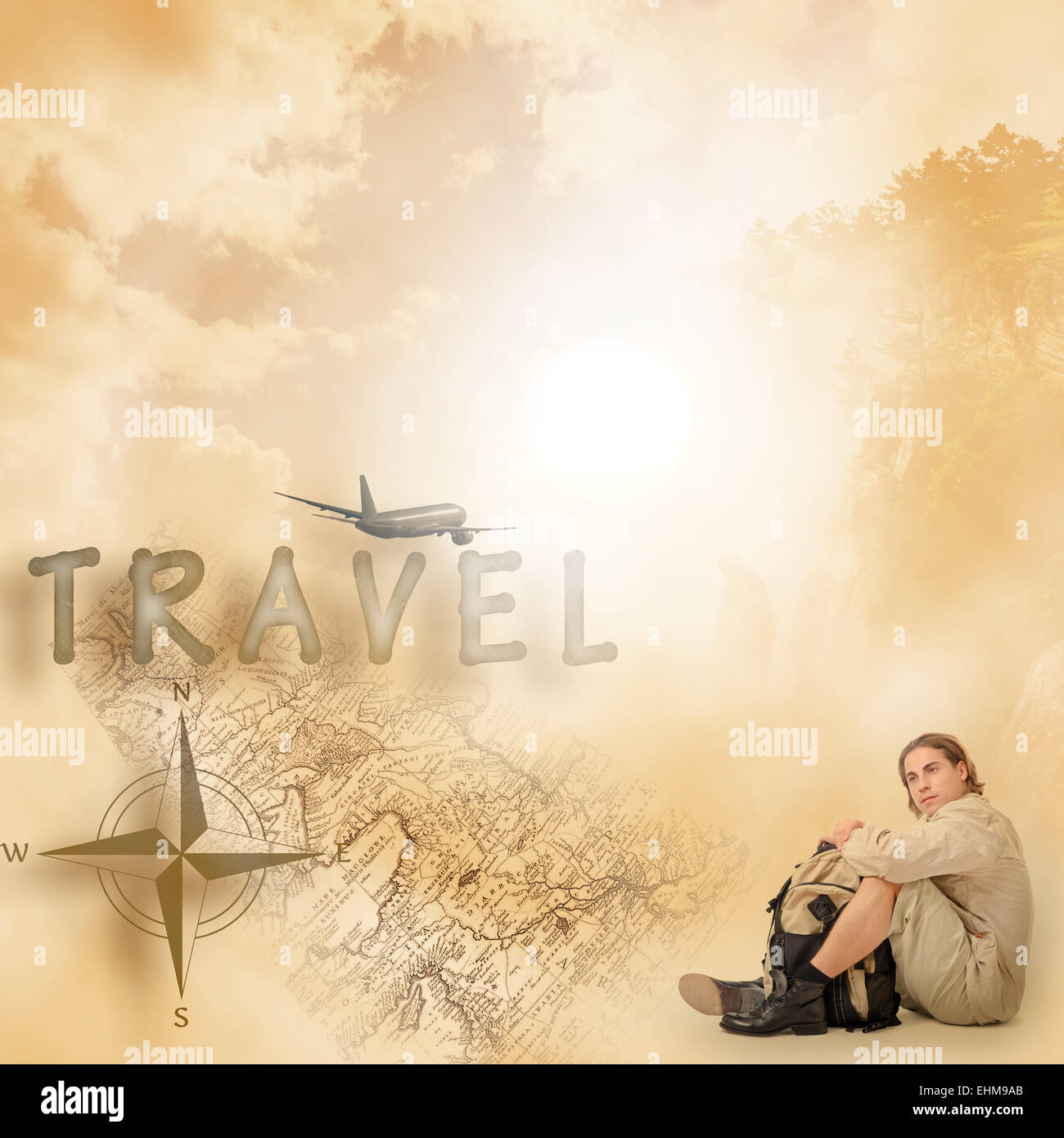 junger Mann - Tourist mit Rucksack auf einem Kunst-Hintergrund Stockfoto