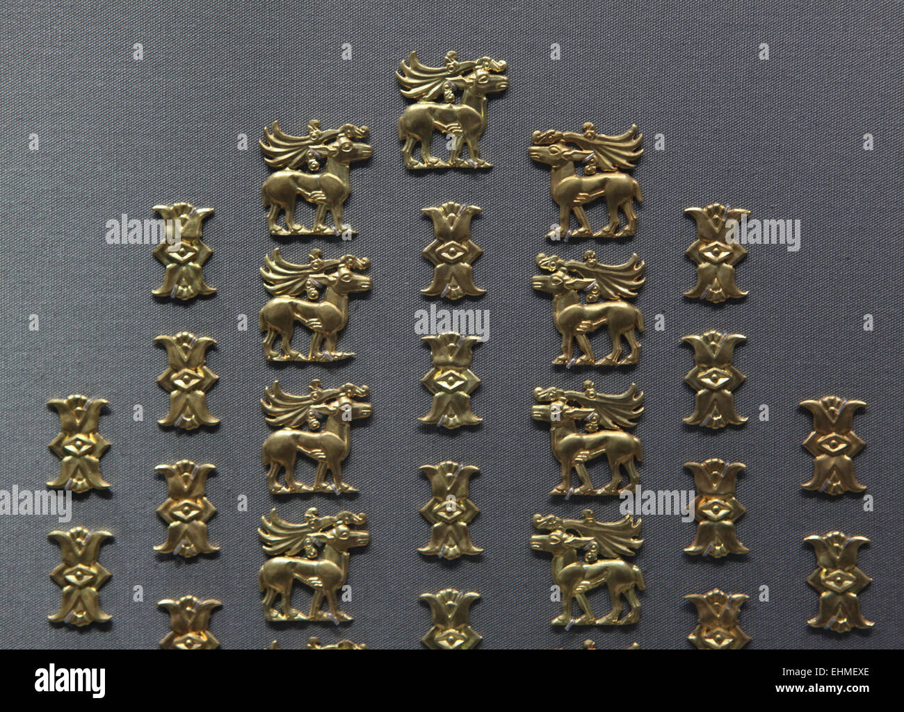 Skythische Gold von Maikop Schatz. Kuban-Region, Russland, aus um 450BC. Altes Museum, Berlin, Deutschland. Im Jahr 1913 wurde Maikop Schatz gefunden. Stockfoto