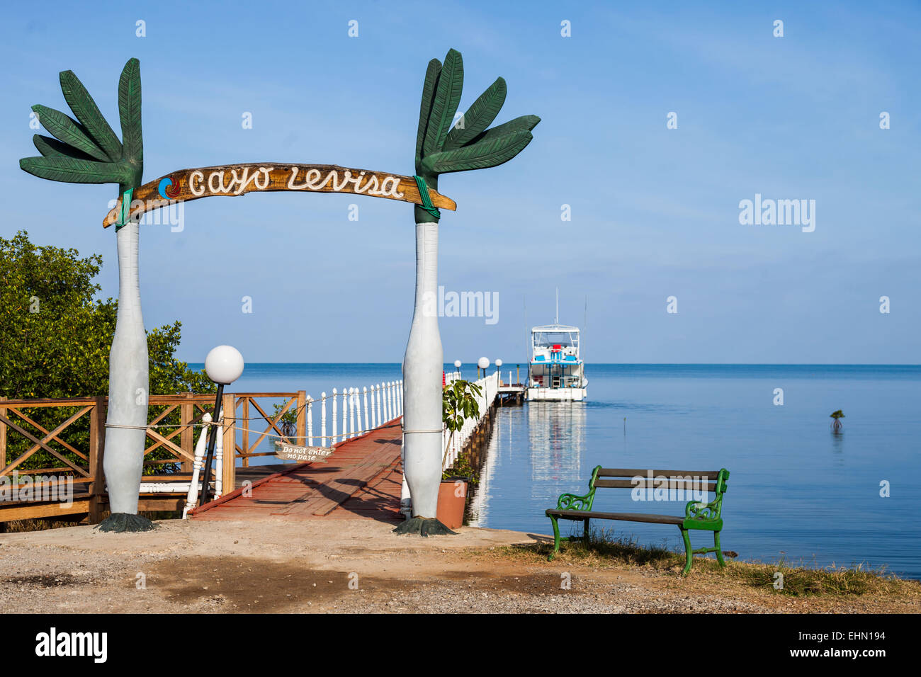 Ponton, nach Cayo Levisa, Kuba zu gehen. Stockfoto