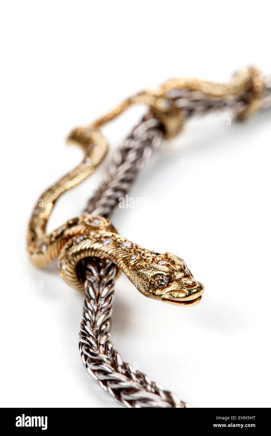 Goldschlange Collier mit Diamanten. Stockfoto