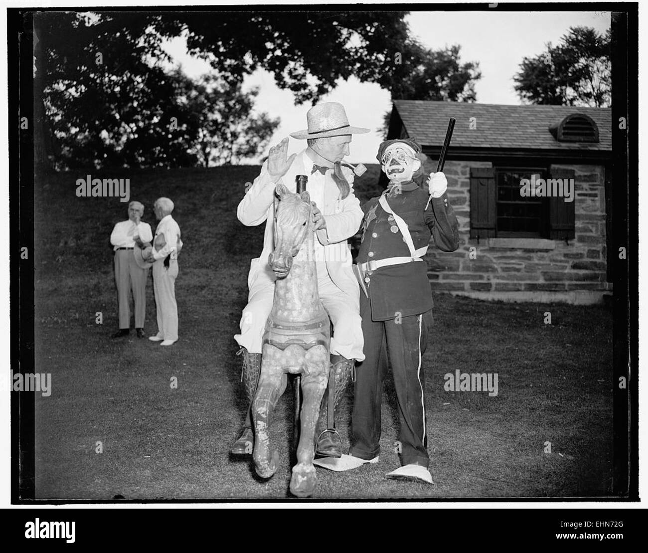 Dieses Bild lädt zur Reflexion über den historischen Kontext und die Geschichte hinter der Szene ein. Die Untersuchung legt nahe, die unbekannten oder weniger bekannten Aspekte eines bestimmten historischen Moments oder Kunstwerkes zu erforschen, um ein tieferes Verständnis seiner Bedeutung zu fördern. Stockfoto