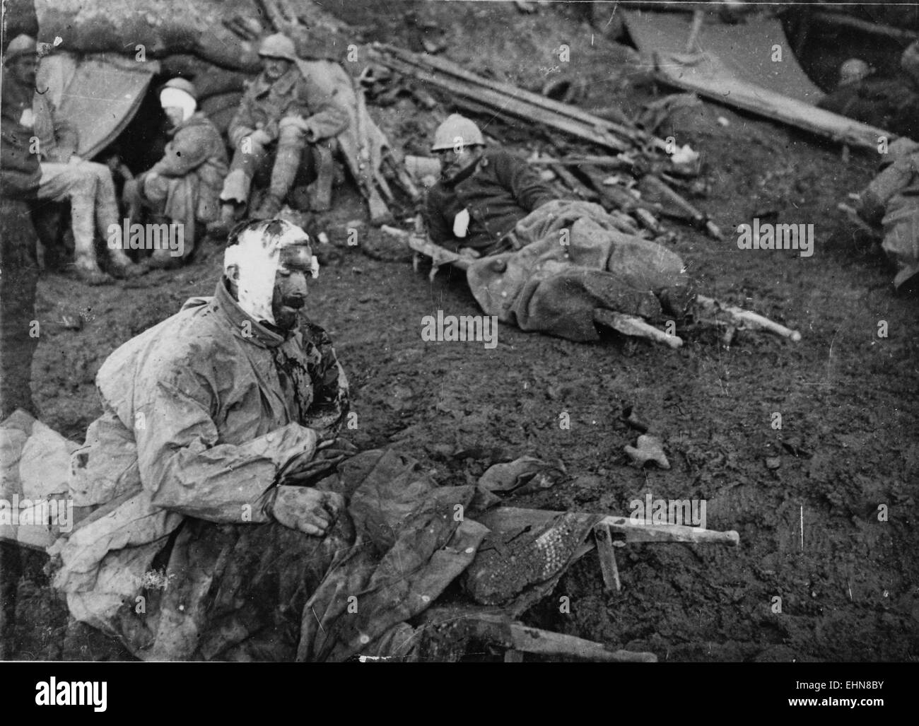 Dieses Bild zeigt eine Sanitetsstasjon oder eine medizinische Station, die in Skandinavien häufig zu finden ist. Sie dient als erste-Hilfe- oder Notfallstation und bietet kritische Gesundheitsdienste in abgelegenen Gebieten oder in Notfällen. Stockfoto