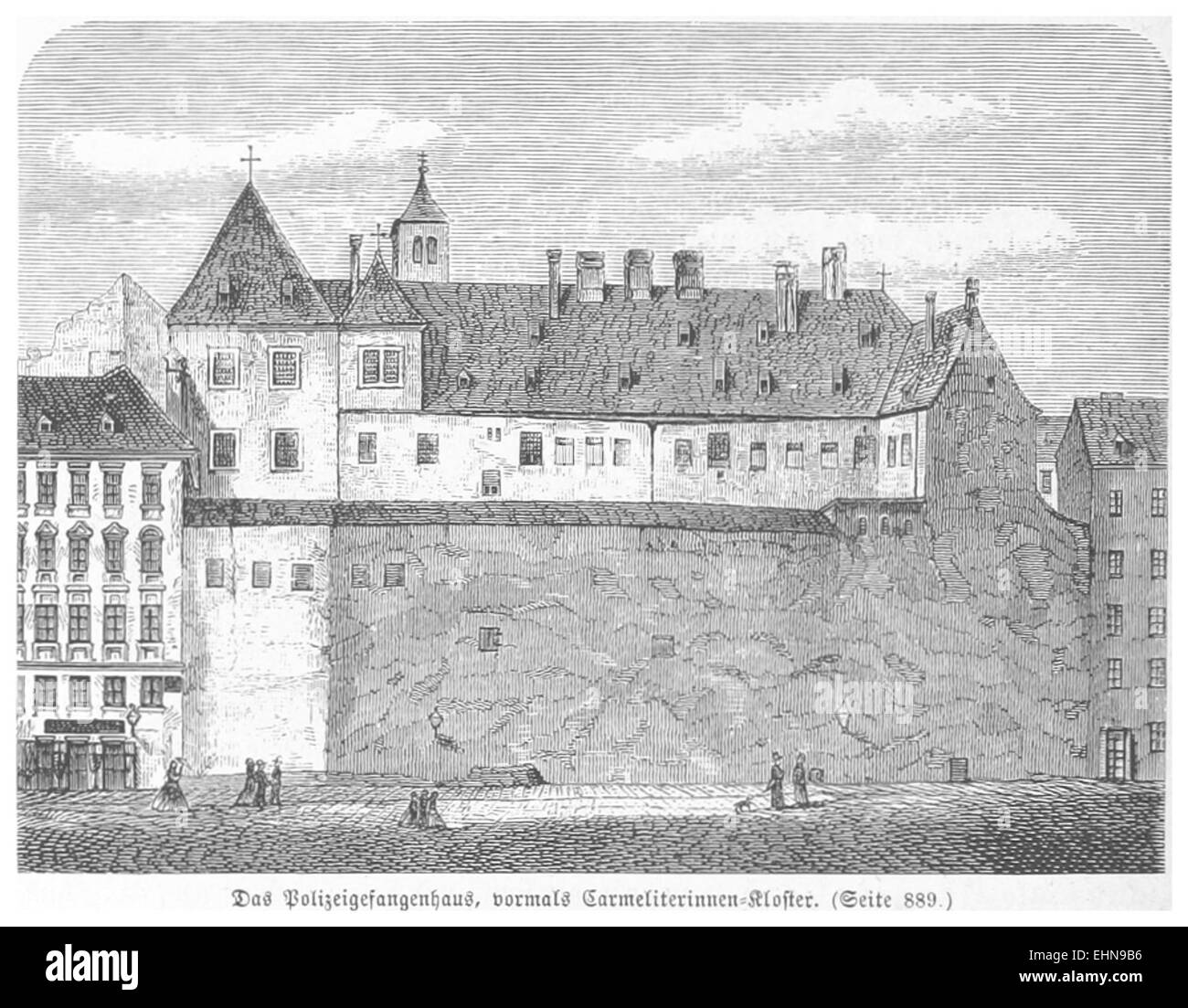 Die 1880 von Bermann gezeigte Illustration zeigt das Polizeigefangenhaus, ein Polizeigefangenhaus, das aus den Überresten des ehemaligen Karmeliterklosters erbaut wurde. Das Bild zeigt die architektonische Anpassung des Gebäudes an seine neue Funktion. Stockfoto