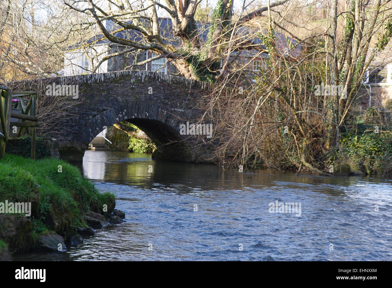 Bogenbrücke in der Nähe von Tuckenhay, Devon Stockfoto