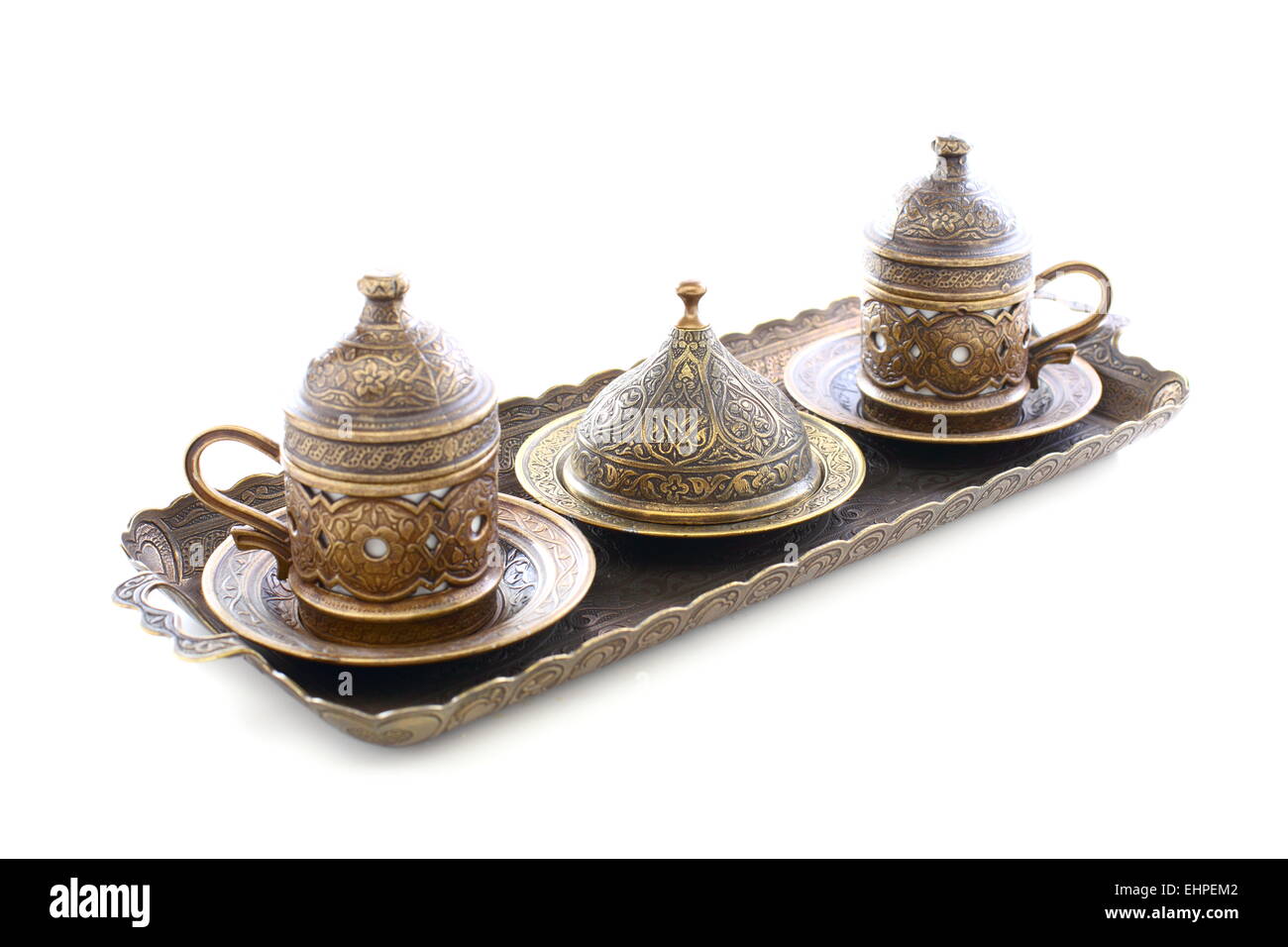 Bronze für türkischen Kaffee gesetzt. Stockfoto