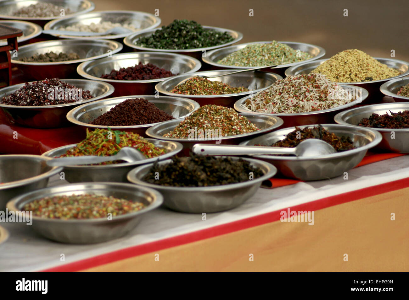 Indisches Essen Zutaten im Straßenseite shop Stockfoto