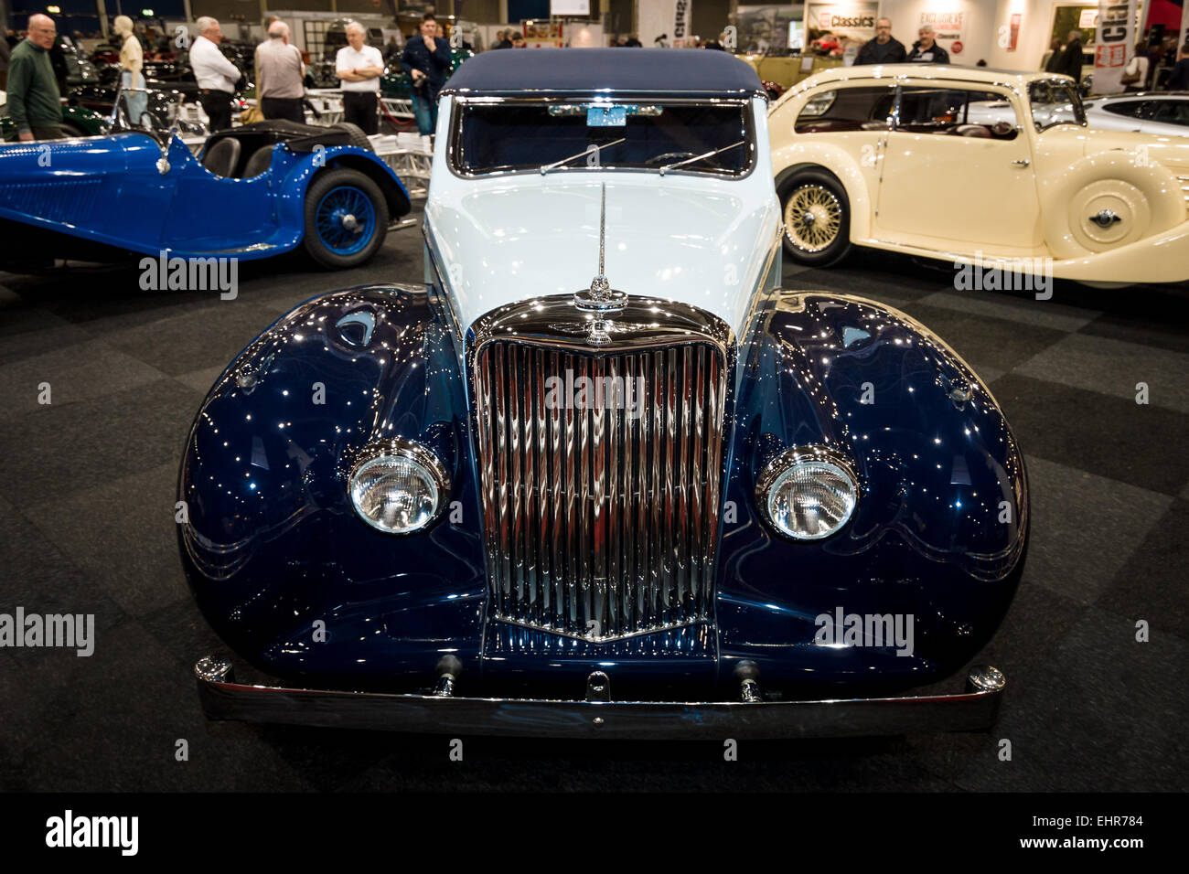 Britische 2-türiges Sport Limousine Jaguar Mk IV 3,5 Liter Drop Head Coupé Vanden Plas, 1947 Stockfoto