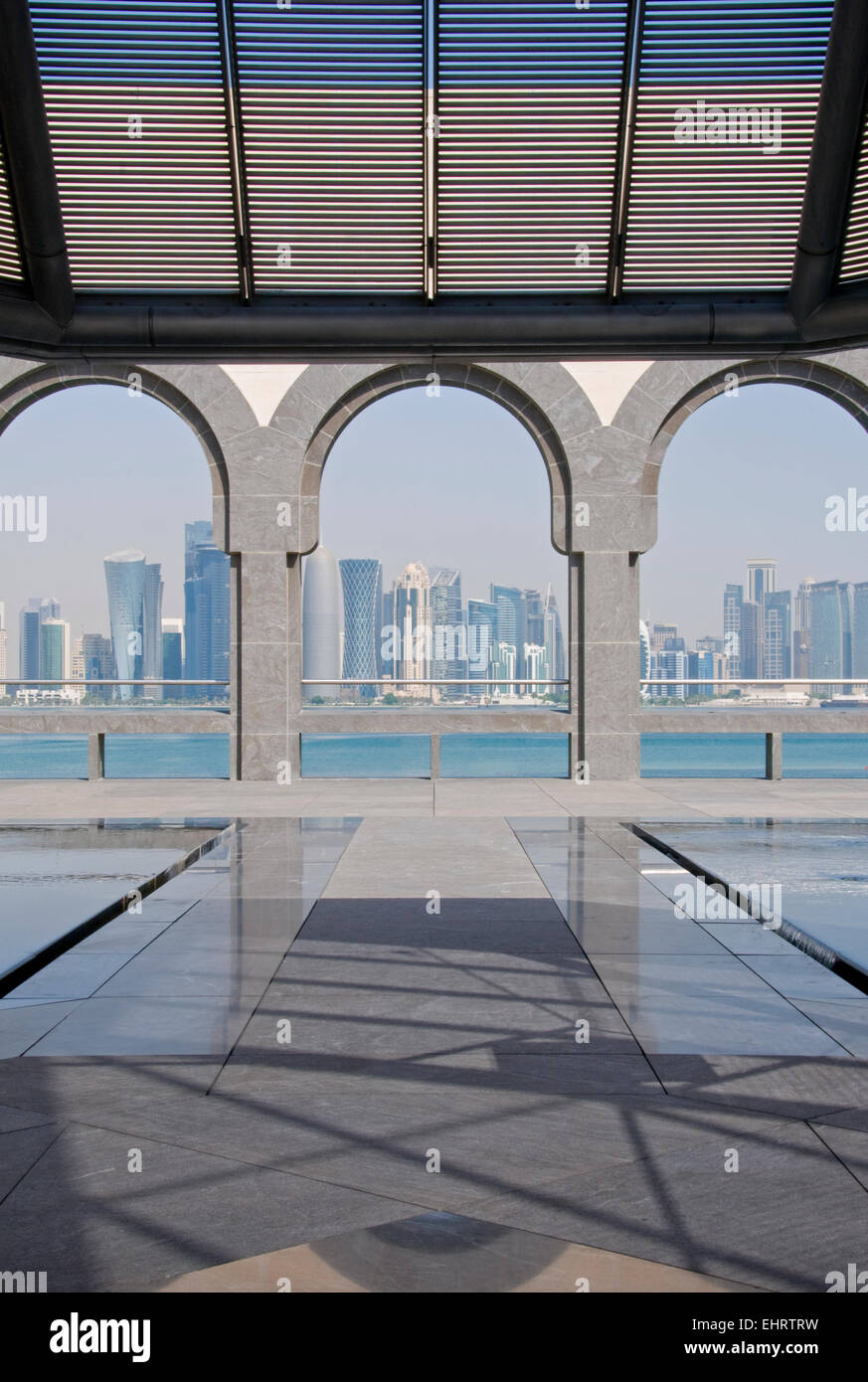 Die Corniche, aus dem Museum für islamische Kunst, Doha, Katar. Naher Osten Stockfoto