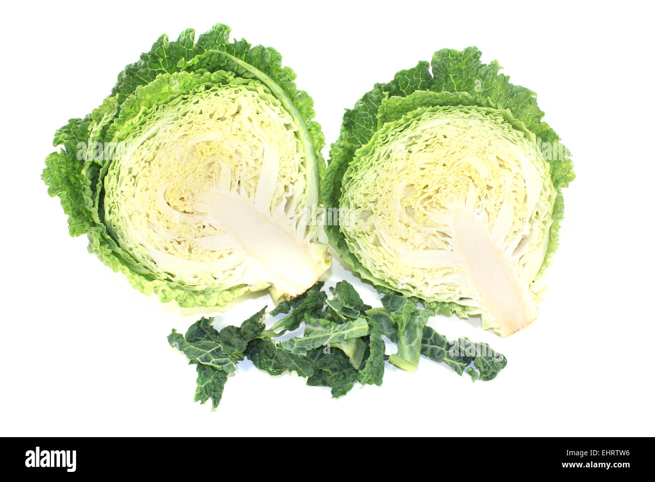 frische Savoy Cabbage Hälften Stockfoto