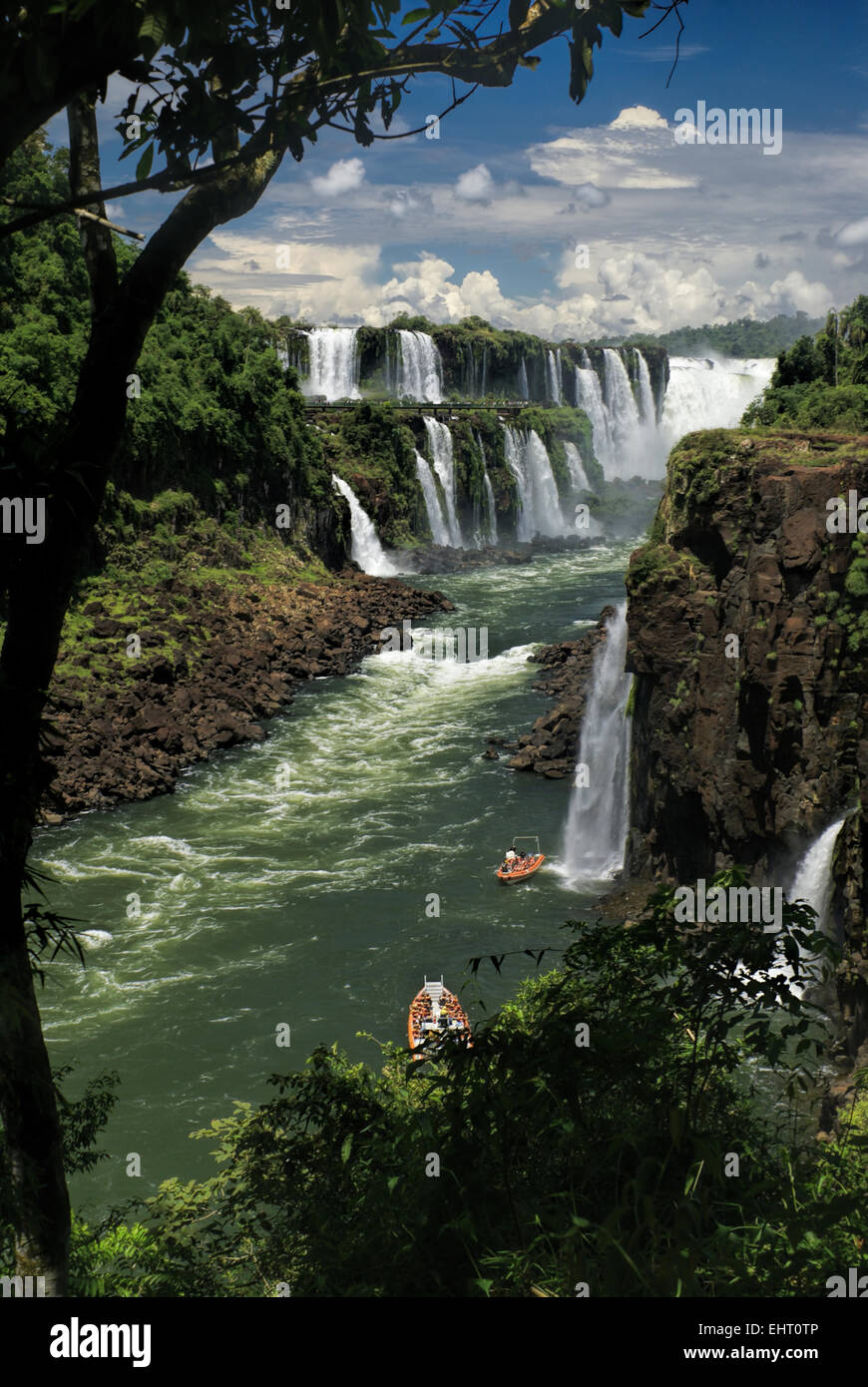 Malerische Aussicht auf die Wasserfälle von Iguazu in Argentinien Stockfoto