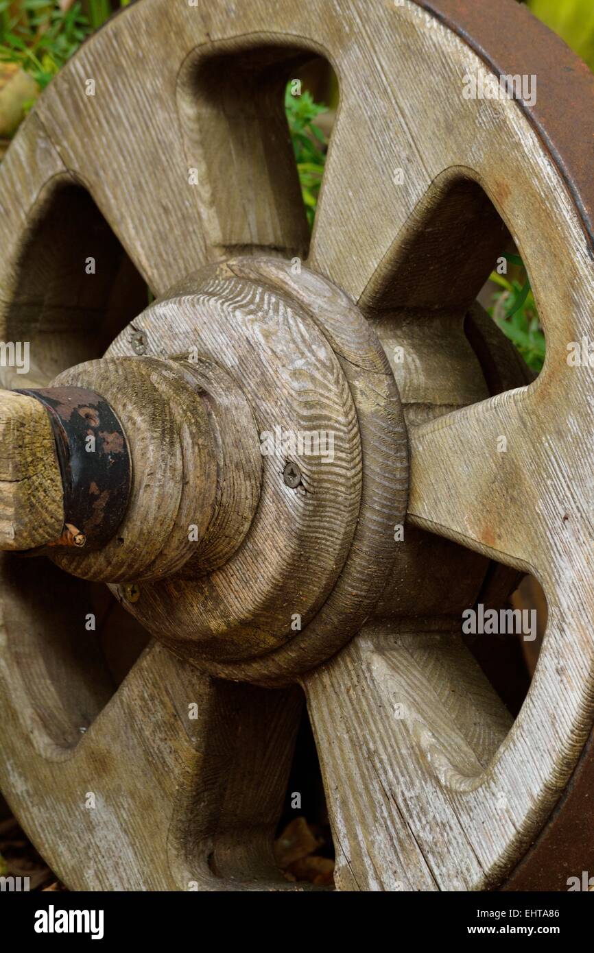 altes Wagenrad Stockfoto