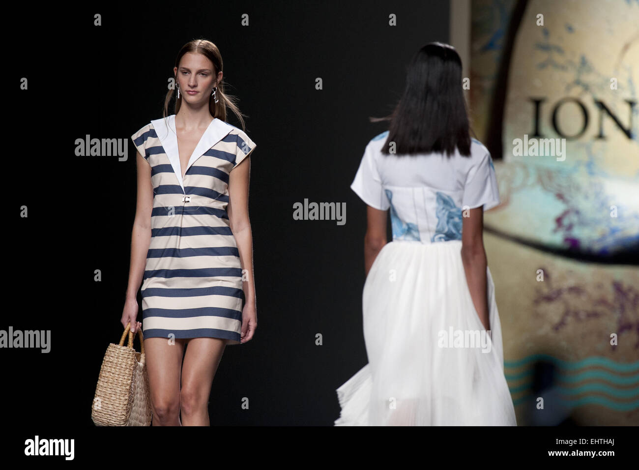 Mercedes-Benz Madrid Fashion Week Frühjahr/Sommer 2015 - Ion Fiz - Laufsteg wo: Madrid, Spanien bei: 12 Sep 2014 Stockfoto