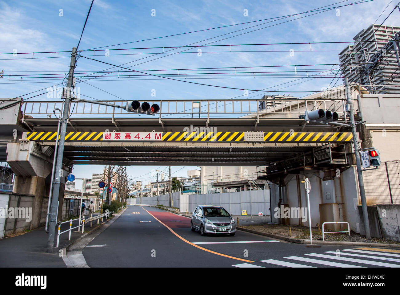 Zeichen der Heght Einschränkung, Arakawa-Ku, Tokyo, Japan Stockfoto