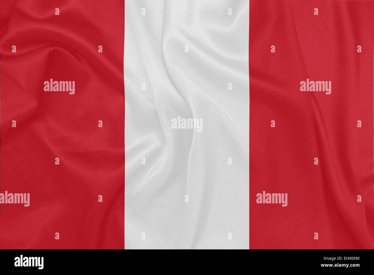 Peru - winken Nationalflagge auf Seide Textur Stockfoto