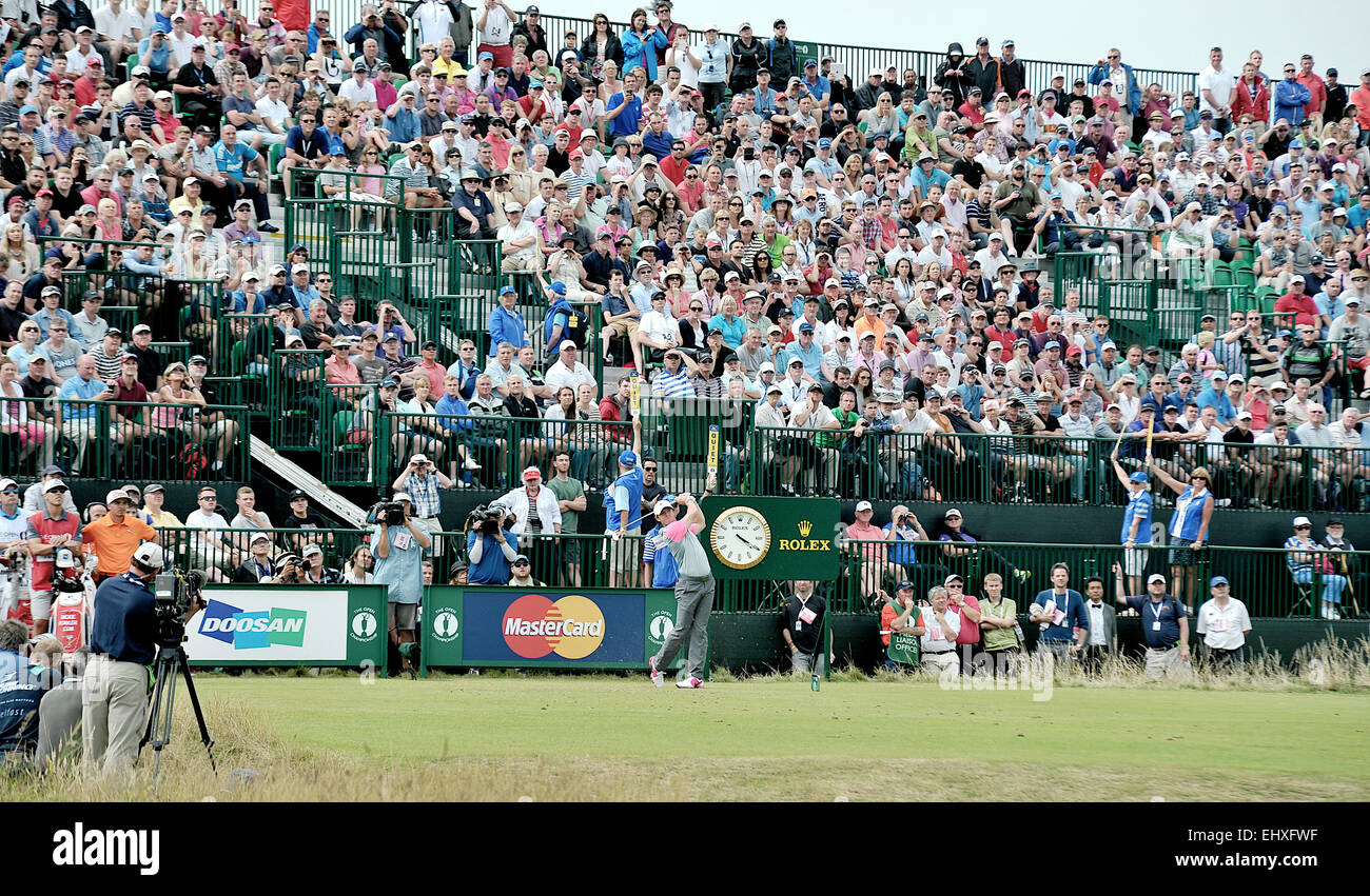 Rory McIlroy, open Golf Championship, Royal Liverpool Hoylake Abschlag 2014, letzten Tag, 9. Loch, British Open, mit Caddie, Stockfoto